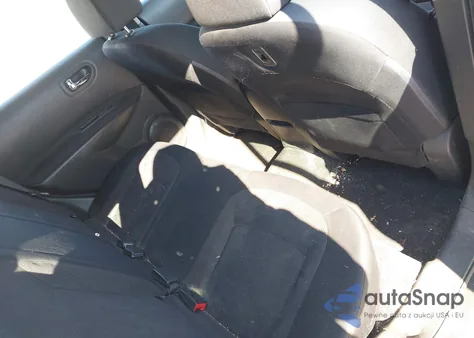 2015 Nissan Rogue Select S z USA, uszkodzony, nr VIN JN8AS5MVXFW766930